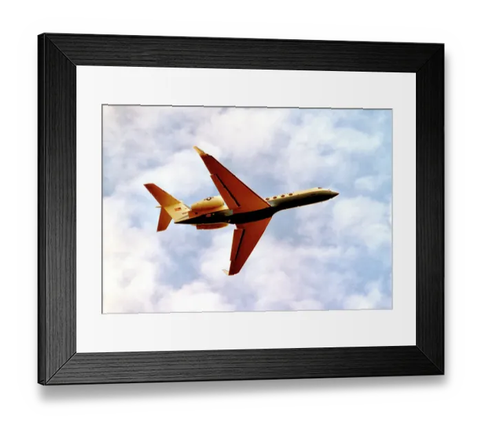 Framed Print : Gulfstream Aerospace C-37A 01-0076 Framed Print : Gulfstream Aerospace C-37A 01-0076