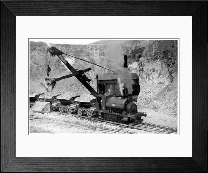 Framed Print : A Ruston-Bucyrus 25-RB steam navvy loading side-tipping wago Framed Print : A Ruston-Bucyrus 25-RB steam navvy loading side-tipping wago
