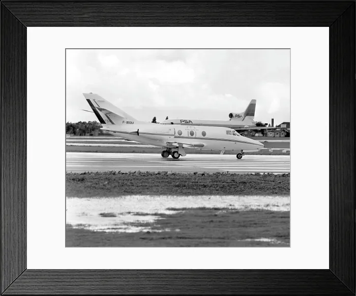 Framed Print : Dassault Falcon 10 F-BSQU Framed Print : Dassault Falcon 10 F-BSQU