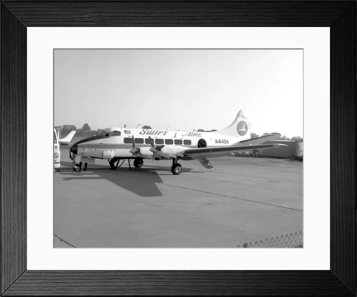 Framed Print : TravelAir B-4000 N9872