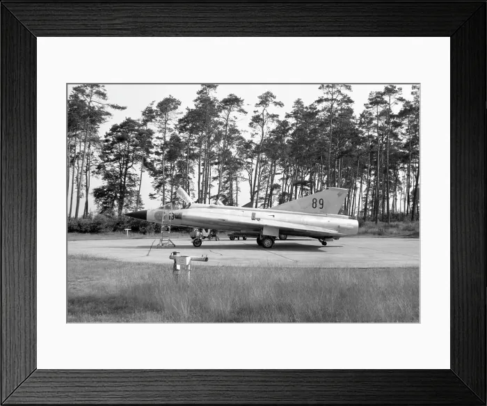 Framed Print : de Havilland Canada DHC-4 Caribou A4-199 Framed Print : de Havilland Canada DHC-4 Caribou A4-199
