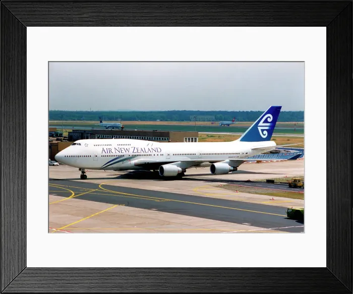 Framed Print : Boeing 747-419 ZK-NBV Framed Print : Boeing 747-419 ZK-NBV