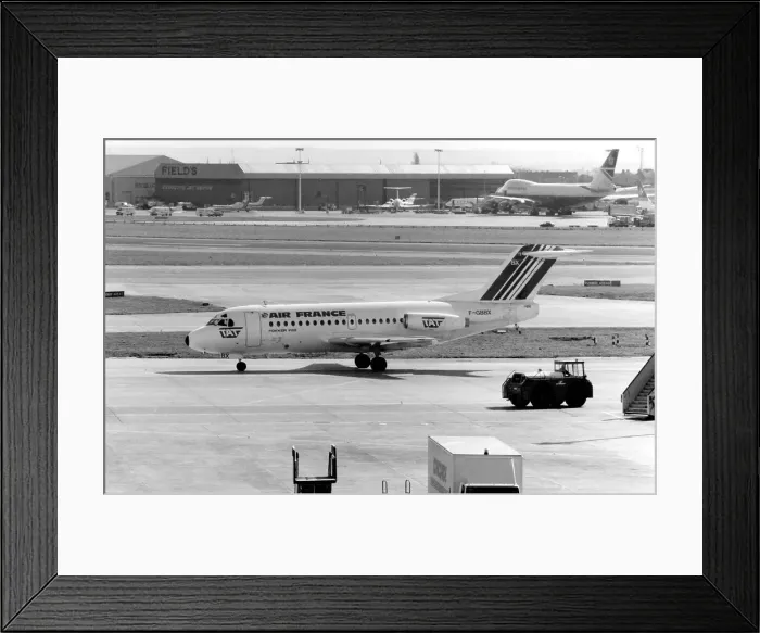 Framed Print : Fokker F28-1000 F-GBBX Framed Print : Fokker F28-1000 F-GBBX
