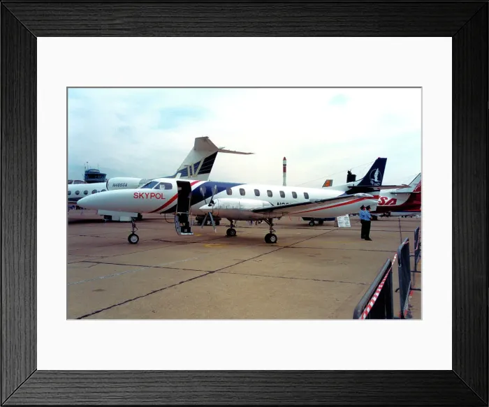 Framed Print : Fairchild Swearingen Metro III N627AV Framed Print : Fairchild Swearingen Metro III N627AV