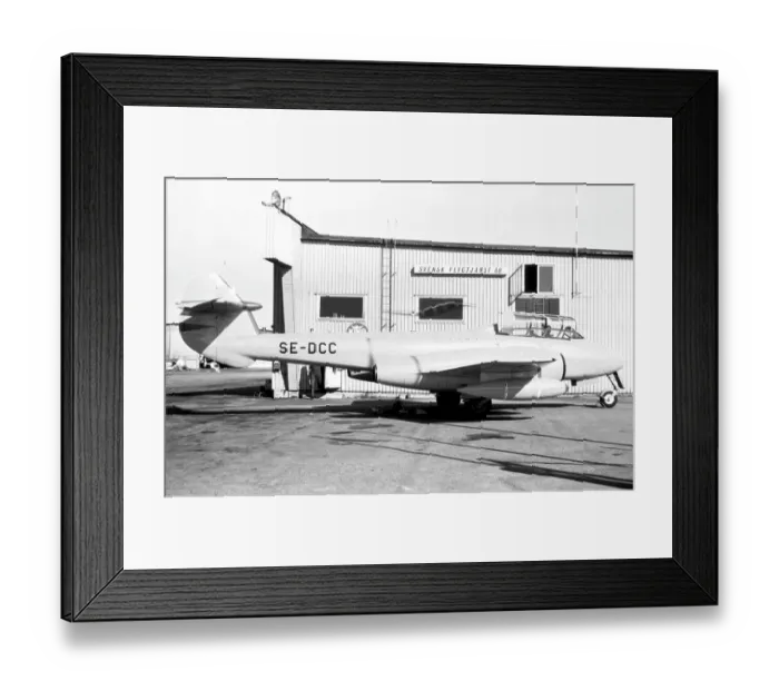 Framed Print : Gloster Meteor T.7 SE-DCC Framed Print : Gloster Meteor T.7 SE-DCC