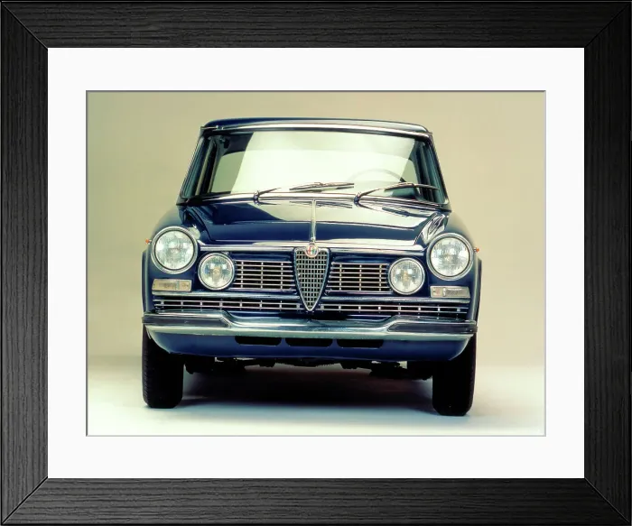 Framed Print : Alfa Romeo 2600 Berlina Framed Print : Alfa Romeo 2600 Berlina