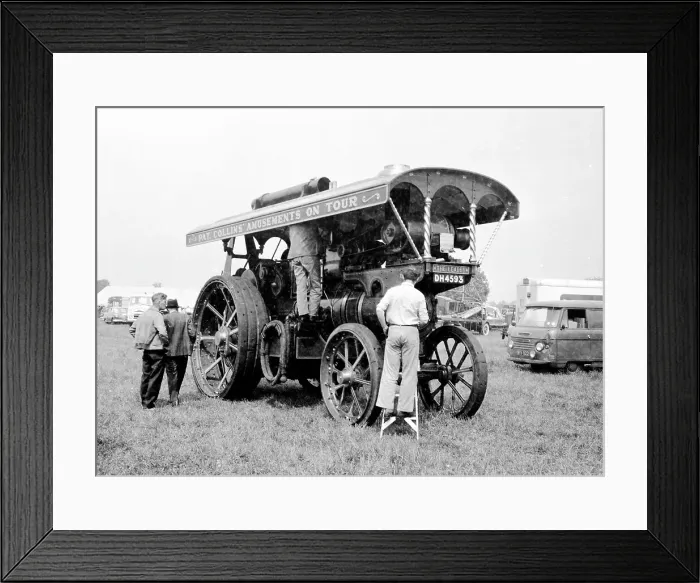 Framed Print : Garrett Showman;s Tractor number 33987, The Leader Framed Print : Garrett Showman;s Tractor number 33987, The Leader