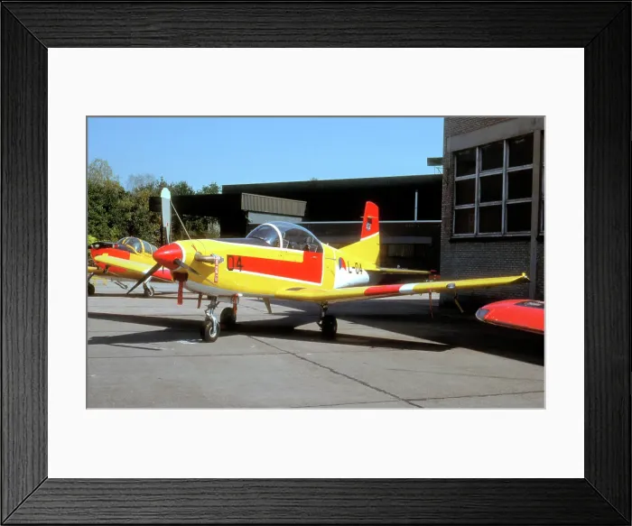 Framed Print : Pilatus PC-7 Turbo Trainer L-04 Framed Print : Pilatus PC-7 Turbo Trainer L-04