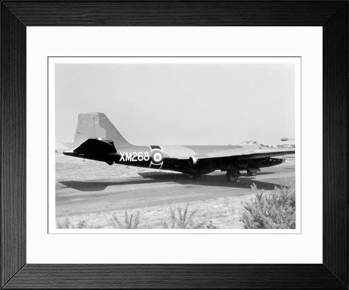 Framed Print : English Electric Canberra B(I).8 XM268 Framed Print : English Electric Canberra B(I).8 XM268