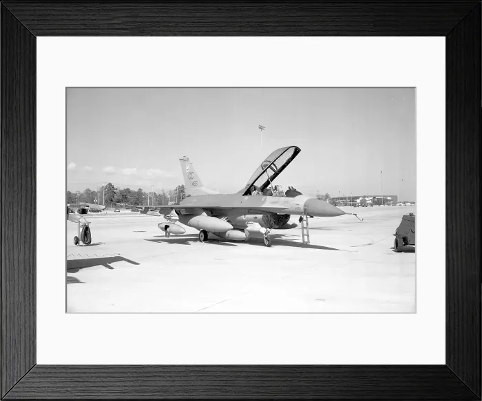 Framed Print : General Dynamics F-16D Fighting Falcon 91-0465 Framed Print : General Dynamics F-16D Fighting Falcon 91-0465