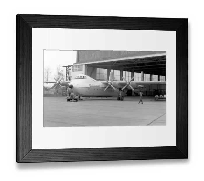 Framed Print : Armstrong Whitworth AW.660 Argosy E.1 XN816 Framed Print : Armstrong Whitworth AW.660 Argosy E.1 XN816