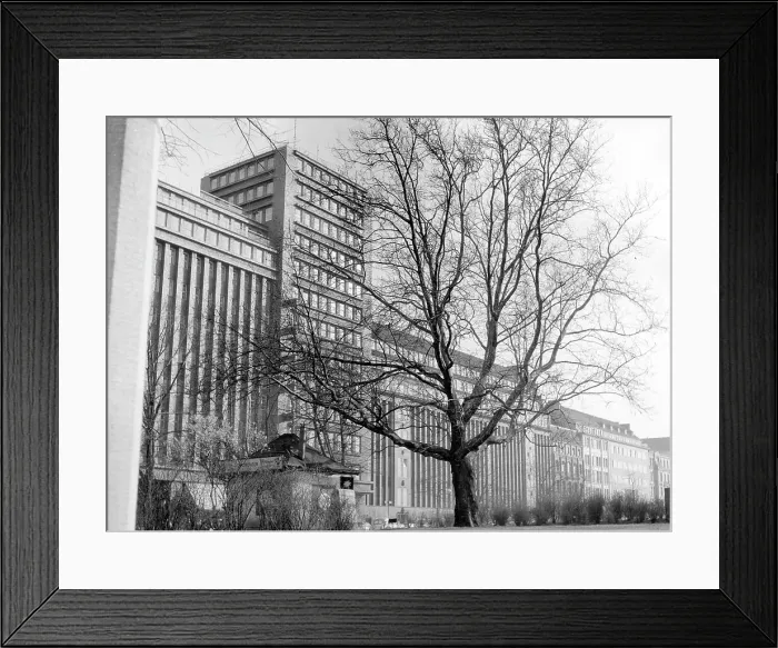 Framed Print : Hamburg Police Headquarters Framed Print : Hamburg Police Headquarters