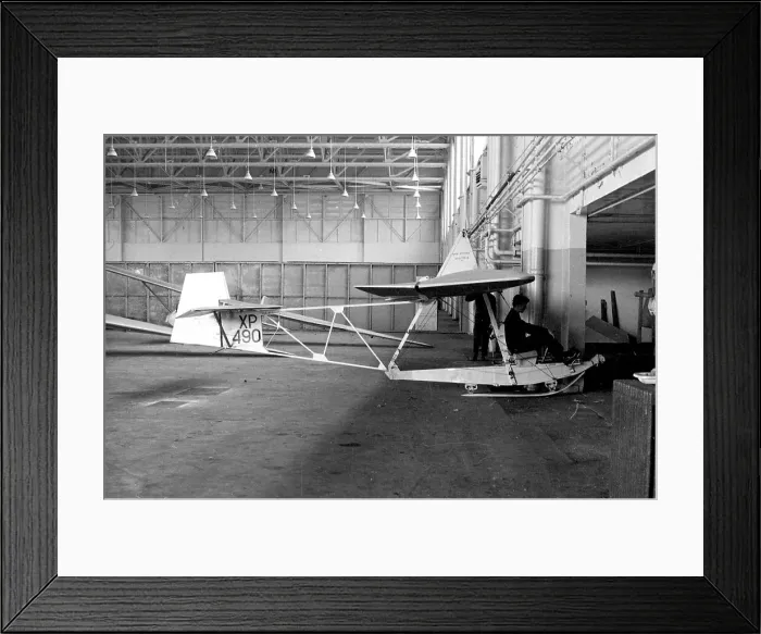 Framed Print : Slingsby Grasshopper TX.1 XP490 Framed Print : Slingsby Grasshopper TX.1 XP490