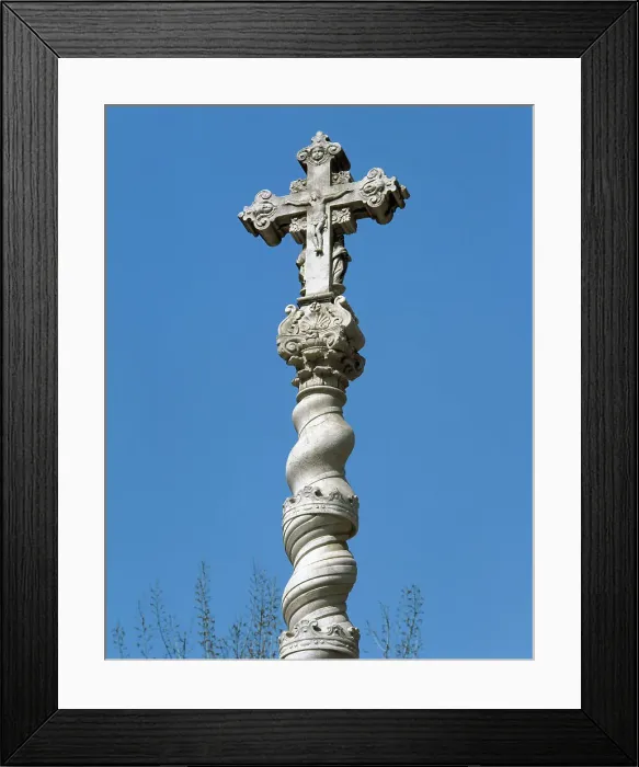 Framed Print : Central courtyard of the Former Hospital de la Santa Creu Framed Print : Central courtyard of the Former Hospital de la Santa Creu