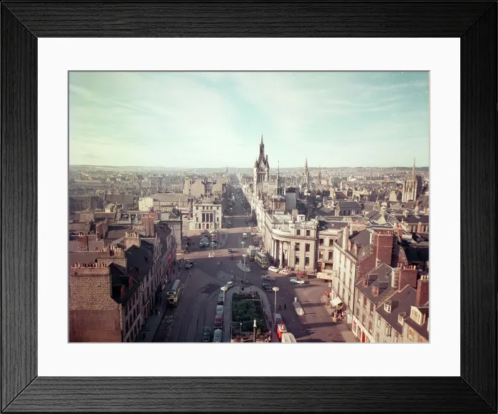 Framed Print : Aberdeen - Union Street Framed Print : Aberdeen - Union Street