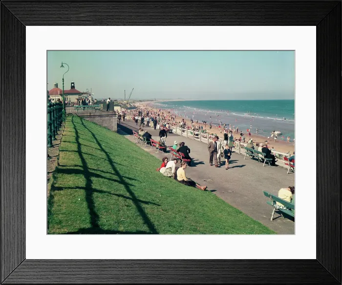 Framed Print : Aberdeen - The harbour Framed Print : Aberdeen - The harbour