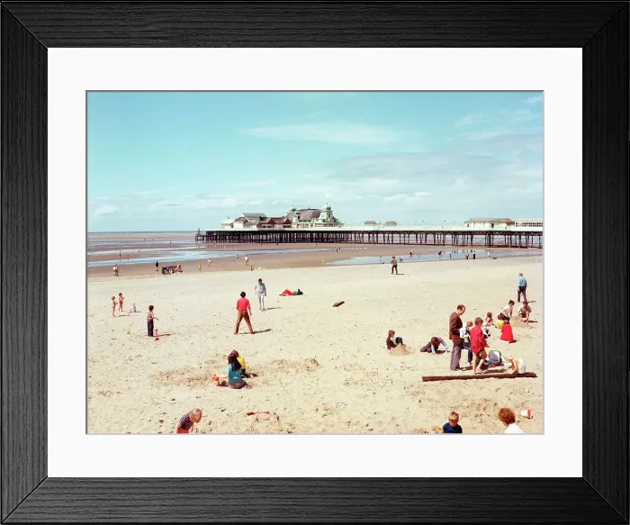 Framed Print : St. Annes-on-Sea - Sands / Pier Framed Print : St. Annes-on-Sea - Sands / Pier