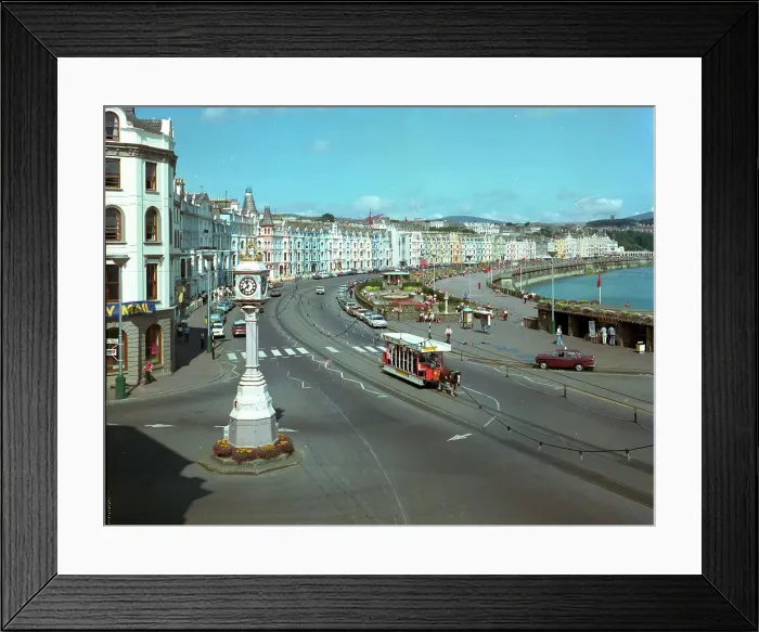 Framed Print : Douglas - Loch Promenade Framed Print : Douglas - Loch Promenade