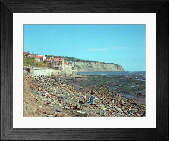 Framed Print : Robin Hood's Bay - The beach Framed Print : Robin Hood's Bay - The beach