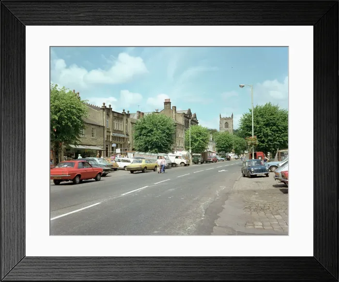Framed Print : Airedale - High Street, Skipton Framed Print : Airedale - High Street, Skipton