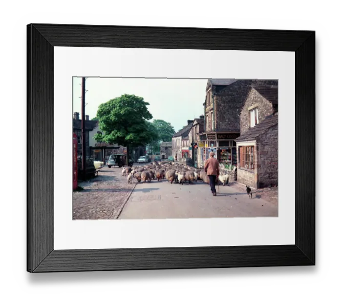 Framed Print : Wharfedale - Grassington Framed Print : Wharfedale - Grassington