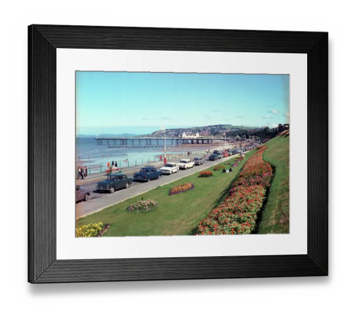 Framed Print : Colwyn Bay - Promenade Framed Print : Colwyn Bay - Promenade
