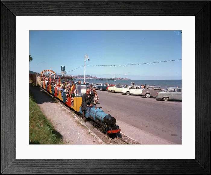 Framed Print : Colwyn Bay - Miniature Railway Framed Print : Colwyn Bay - Miniature Railway