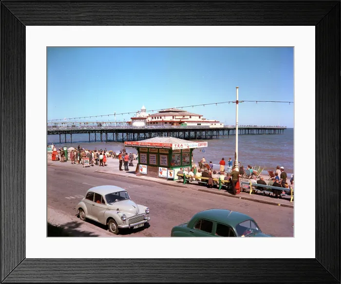 Framed Print : Colwyn Bay - Promenade Framed Print : Colwyn Bay - Promenade