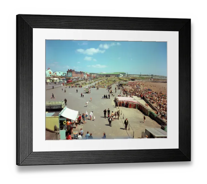 Framed Print : Barry Island - The promenade Framed Print : Barry Island - The promenade