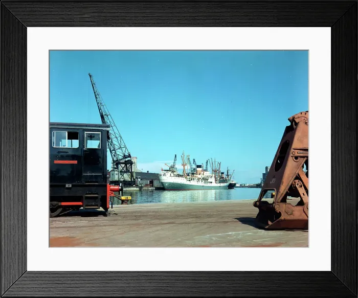 Framed Print : Birkenhead, The Wirral - The Docks Framed Print : Birkenhead, The Wirral - The Docks