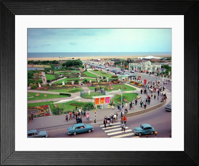 Framed Print : Skegness - Marine Gardens Framed Print : Skegness - Marine Gardens