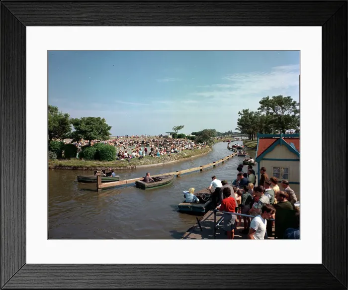 Framed Print : Cleethorpes - Boating lake and paddling pool Framed Print : Cleethorpes - Boating lake and paddling pool