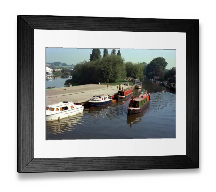 Framed Print : Tewkesbury - River Avon Framed Print : Tewkesbury - River Avon