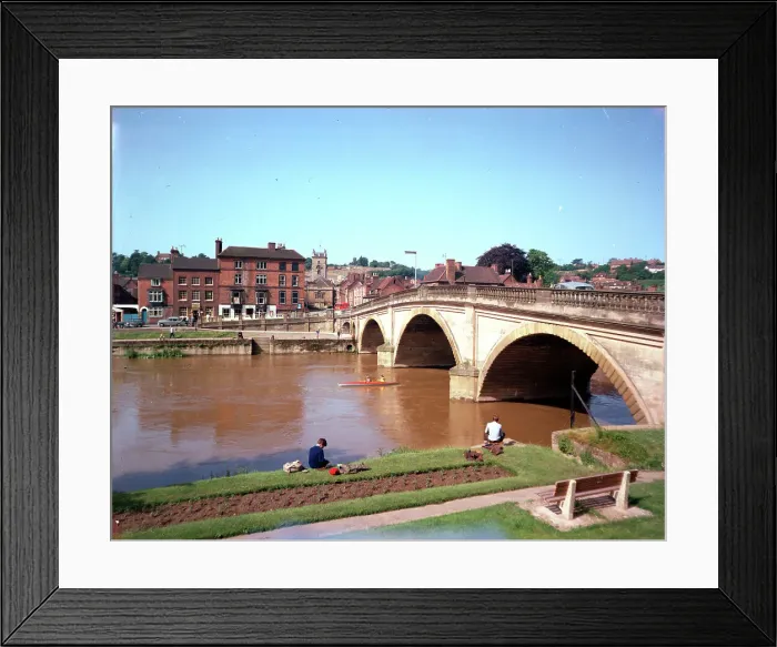 Framed Print : Bewdley - River Severn and bridge Framed Print : Bewdley - River Severn and bridge