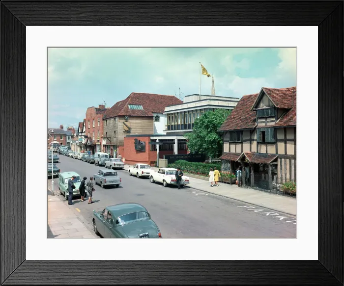 Framed Print : Stratford-upon-Avon - The Shakespeare Centre and Birthplace Framed Print : Stratford-upon-Avon - The Shakespeare Centre and Birthplace