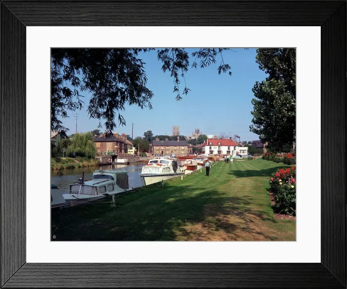 Framed Print : Ely - The River Ouse Framed Print : Ely - The River Ouse