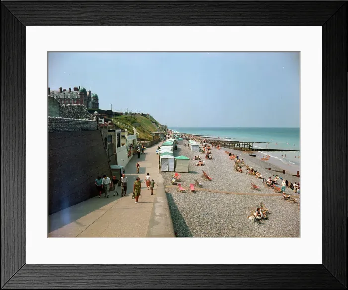 Framed Print : Sheringham - Fishermen's Slope Framed Print : Sheringham - Fishermen's Slope