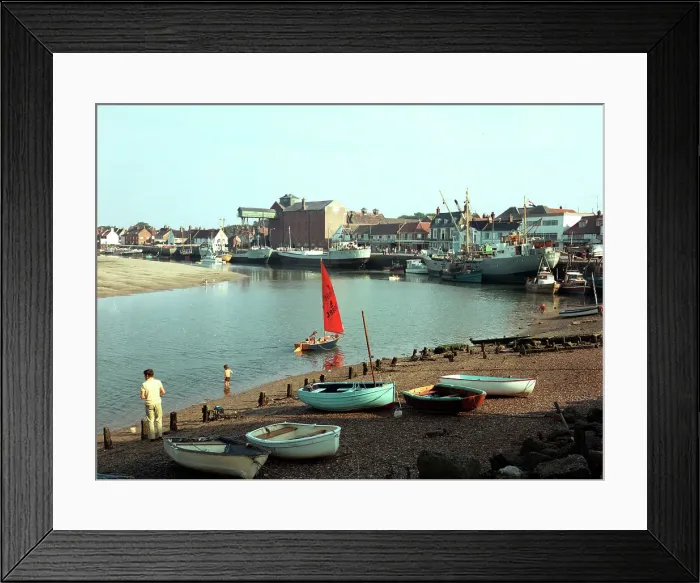 Framed Print : Wells-next-the-Sea - The quay Framed Print : Wells-next-the-Sea - The quay