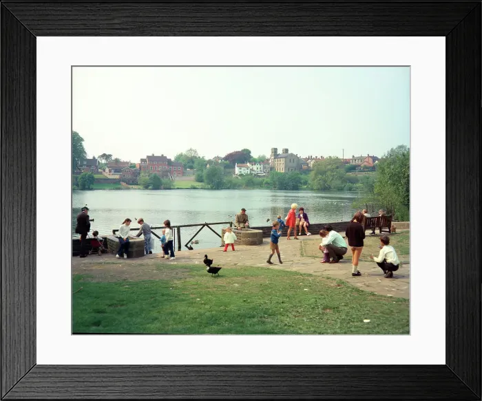 Framed Print : Diss - The Mere Framed Print : Diss - The Mere