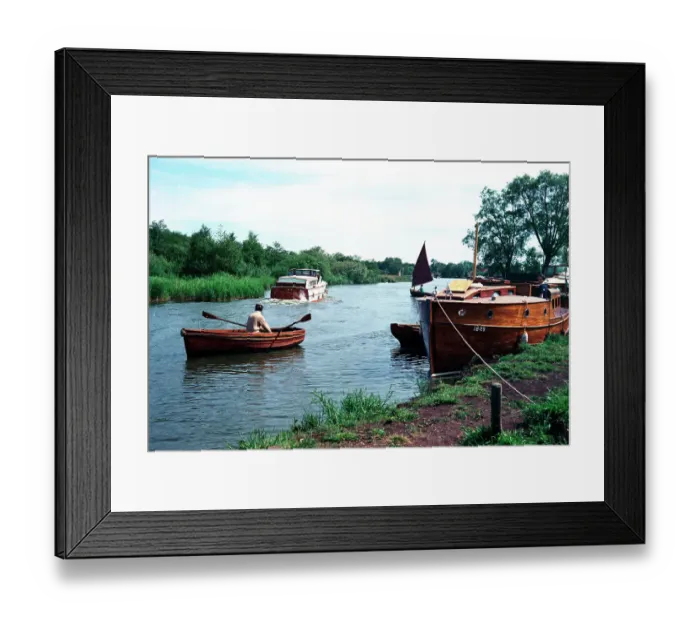 Framed Print : River Bure, Norfolk Broads - Entrance to South Walsham Broad Framed Print : River Bure, Norfolk Broads - Entrance to South Walsham Broad