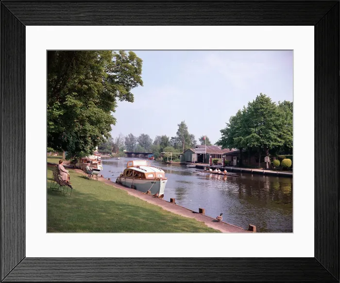 Framed Print : River Yare, Norfolk Broads - Thorpe, Norwich Framed Print : River Yare, Norfolk Broads - Thorpe, Norwich
