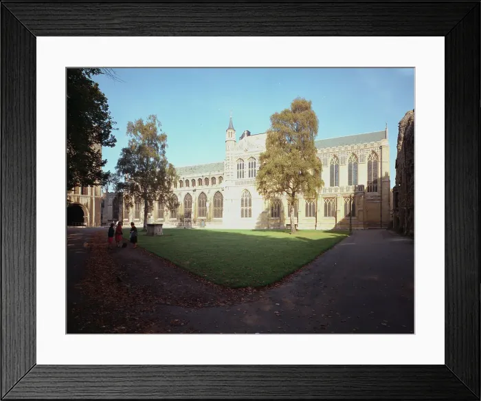 Framed Print : Bury St. Edmunds - St Edmundsbury Cathedral Framed Print : Bury St. Edmunds - St Edmundsbury Cathedral
