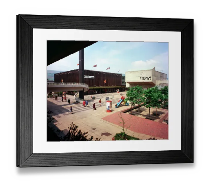 Framed Print : Gwent Square, Cwbran Framed Print : Gwent Square, Cwbran