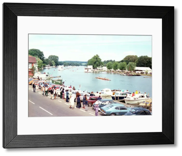Framed Print : Henley Royal Regatta, Henley-on-Thames Framed Print : Henley Royal Regatta, Henley-on-Thames