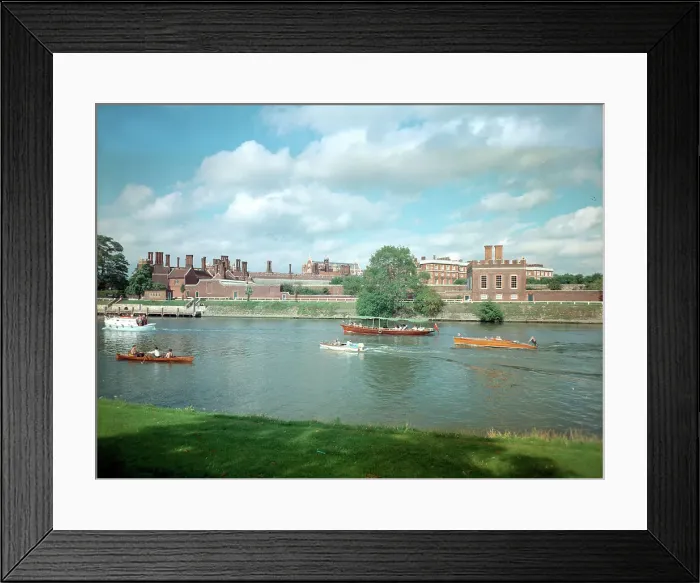 Framed Print : Hampton Court Palace from the River Thames, Hampton Framed Print : Hampton Court Palace from the River Thames, Hampton