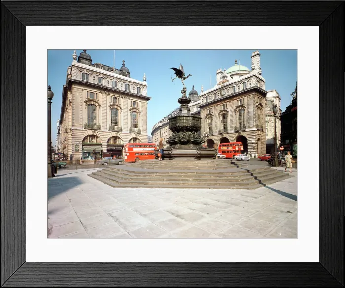 Framed Print : Eros, Piccadilly Circus, London Framed Print : Eros, Piccadilly Circus, London