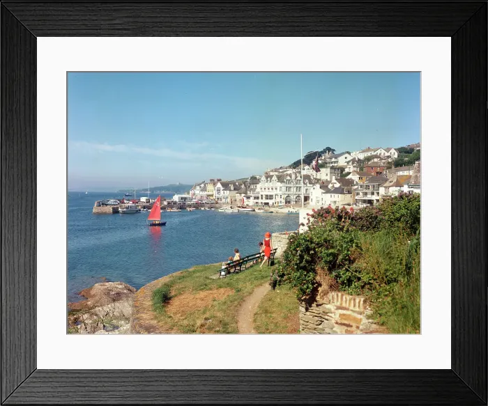 Framed Print : The harbour, St. Mawes Framed Print : The harbour, St. Mawes