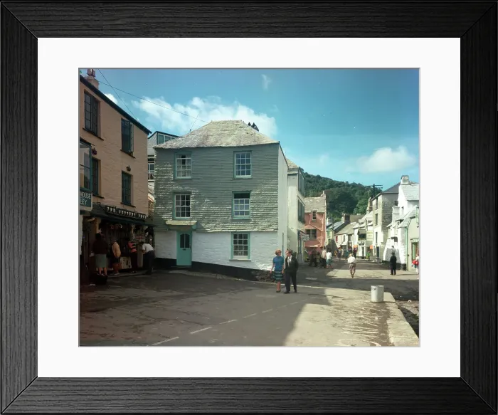 Framed Print : Lansallos Street, Polperro Framed Print : Lansallos Street, Polperro