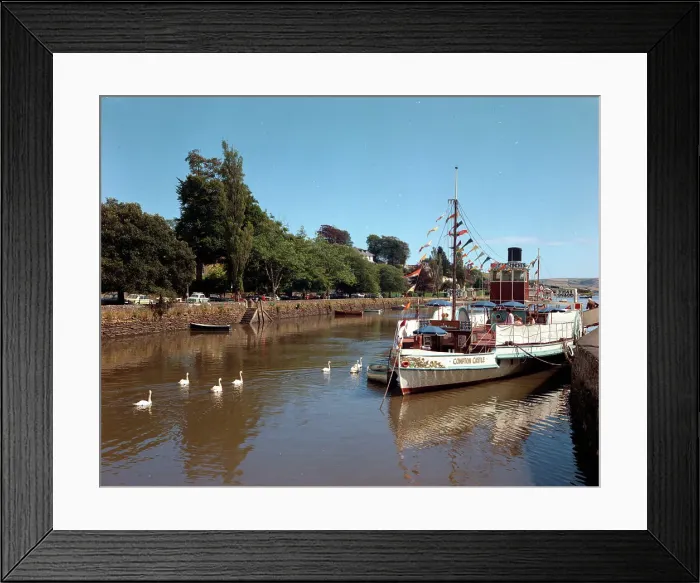 Framed Print : Paddle Steamer Compton Castle, Kingsbridge Framed Print : Paddle Steamer Compton Castle, Kingsbridge