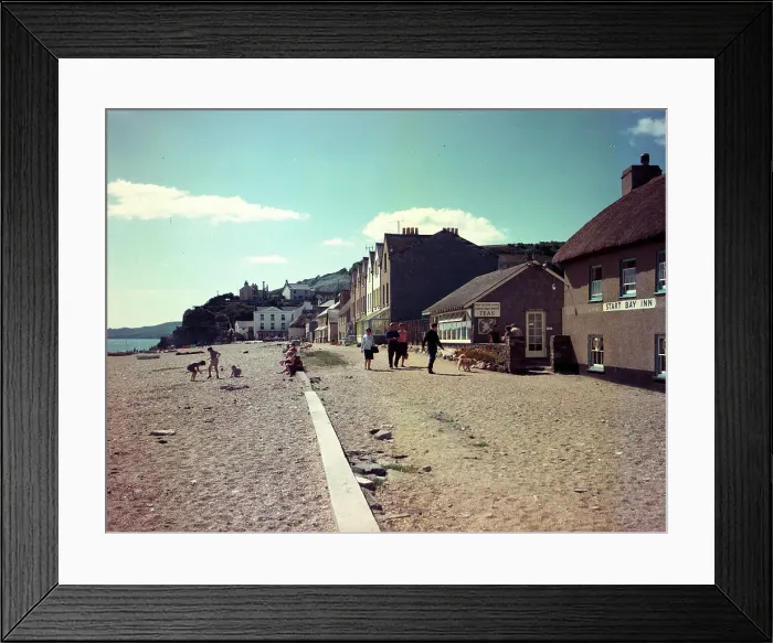Framed Print : Sea front, Torcross Framed Print : Sea front, Torcross